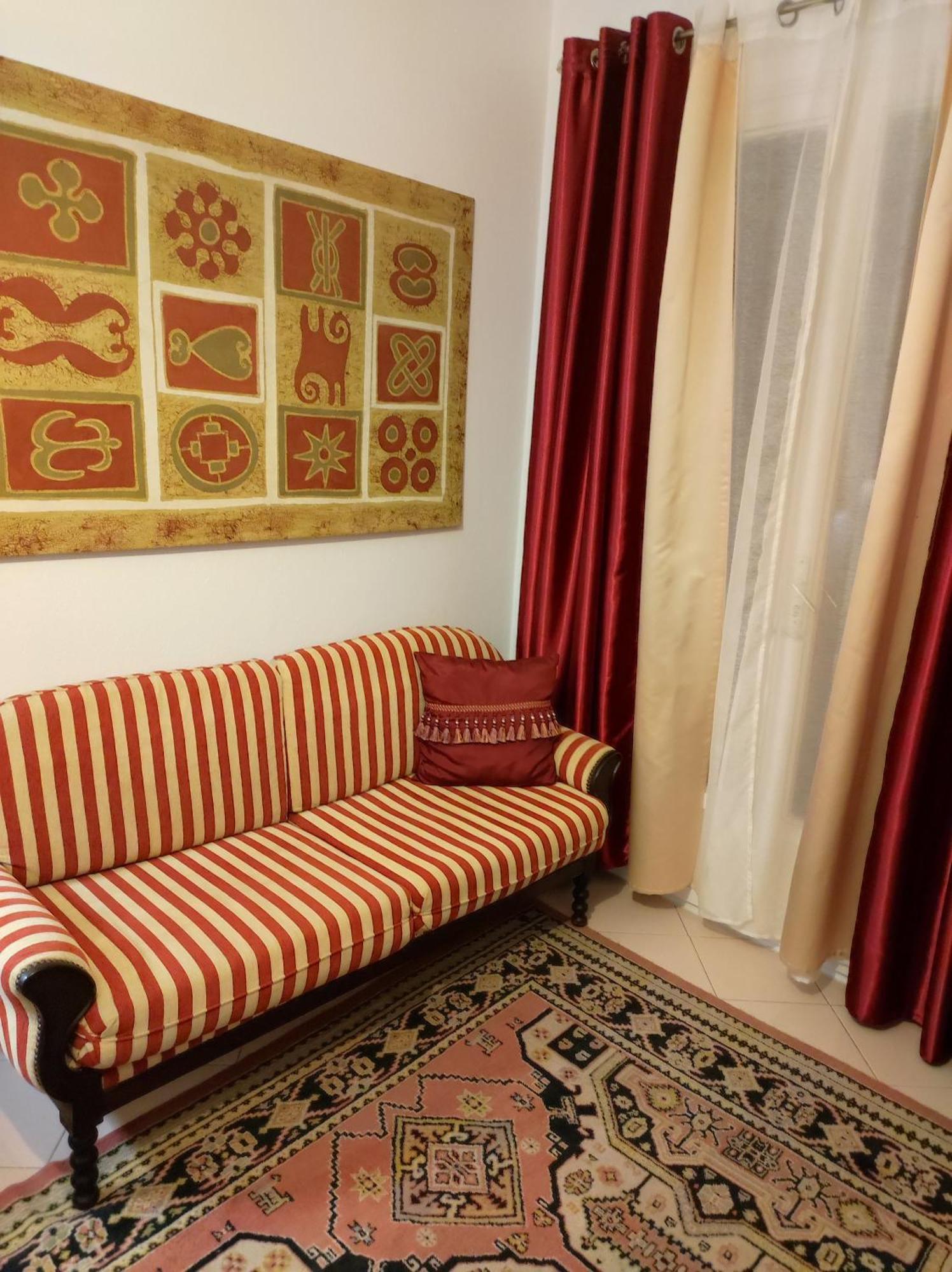 Comfort Beach House Nazare Bagian luar foto